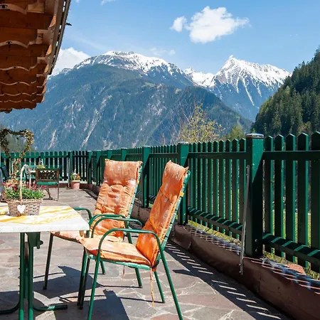 Appartement In Near Lift, Cleaning Included *