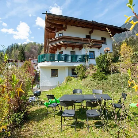 In Near Lift, Cleaning Included Appartement Mayrhofen